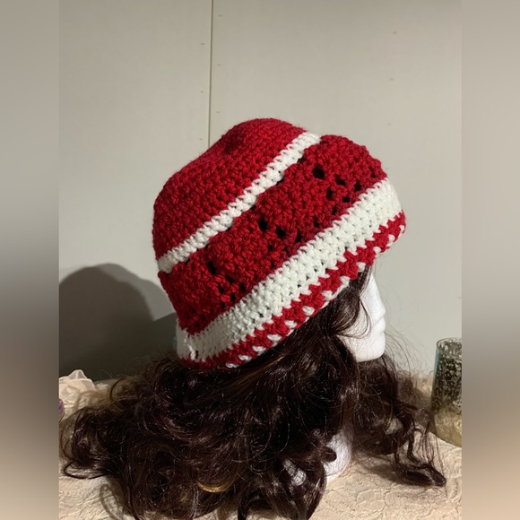 Handmade Red Heart Beanie Hat - Picture 3 of 7